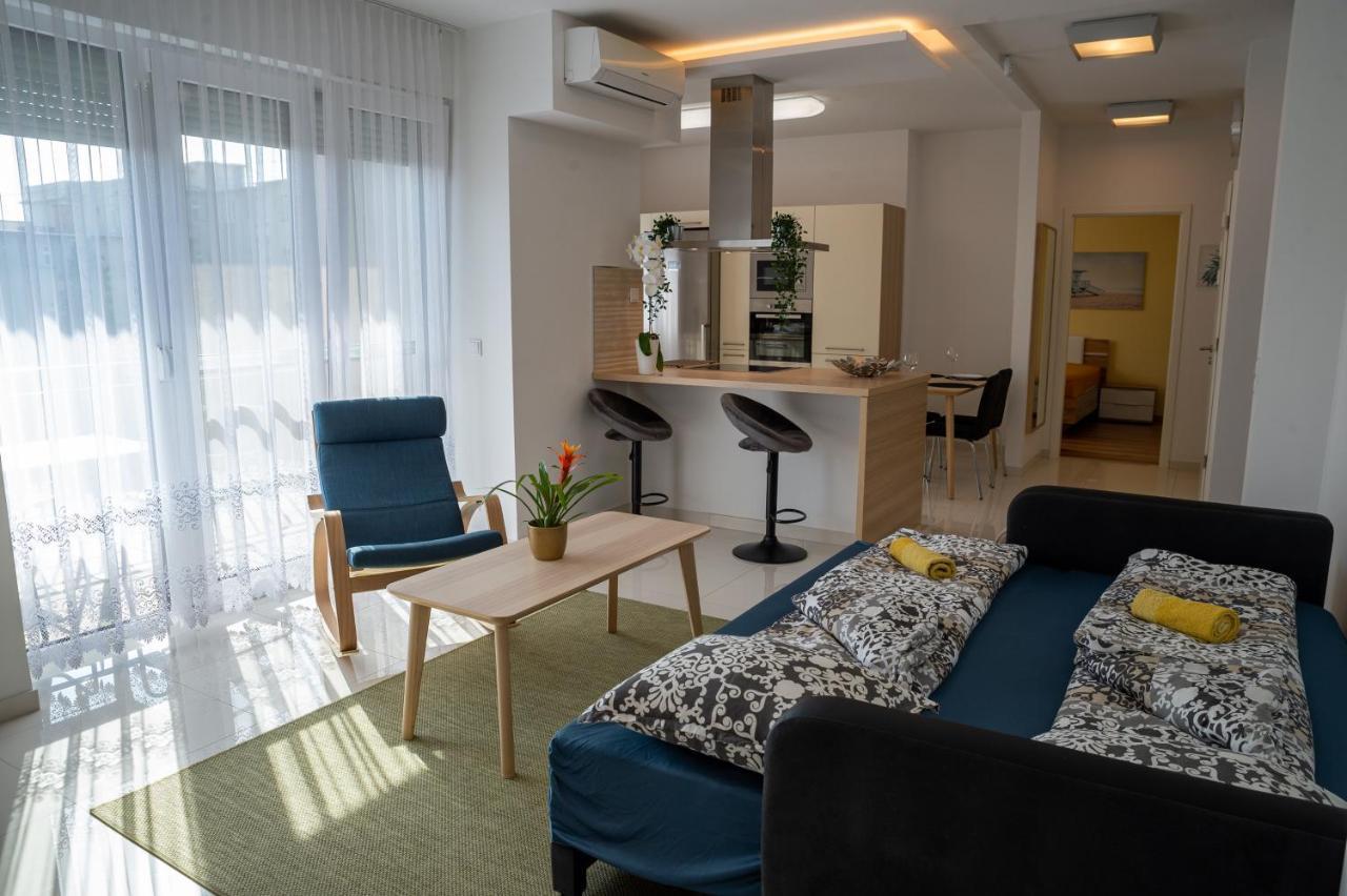 Sunshine Apartman With Free Parking Győr Extérieur photo